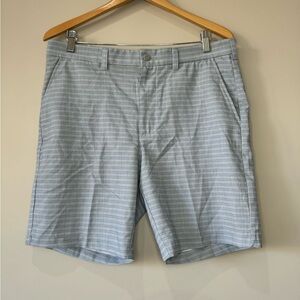PGA Tour Golf Men's Light Blue Striped Shorts size 34